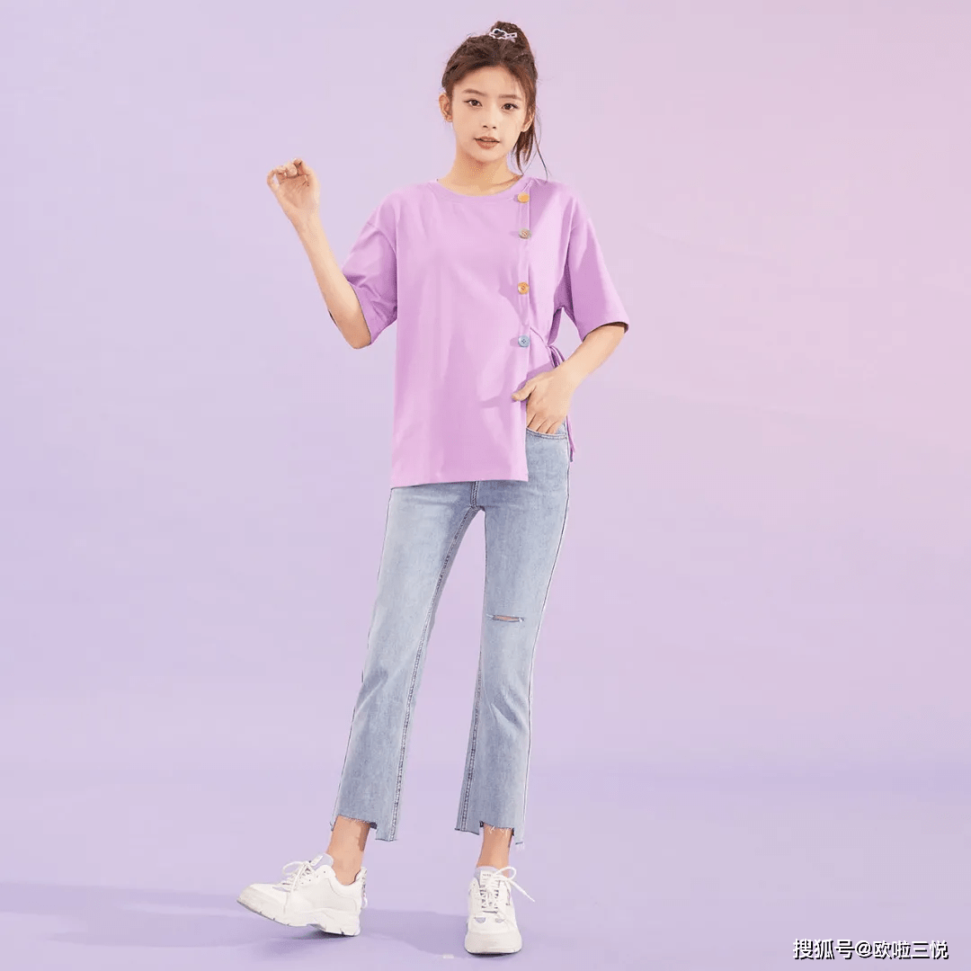 大地|夏天的“纯色T恤”该如何穿搭？