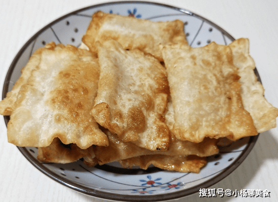 皮上|这早餐，我家隔三差五做一次，好吃又养胃，解馋还顶饱