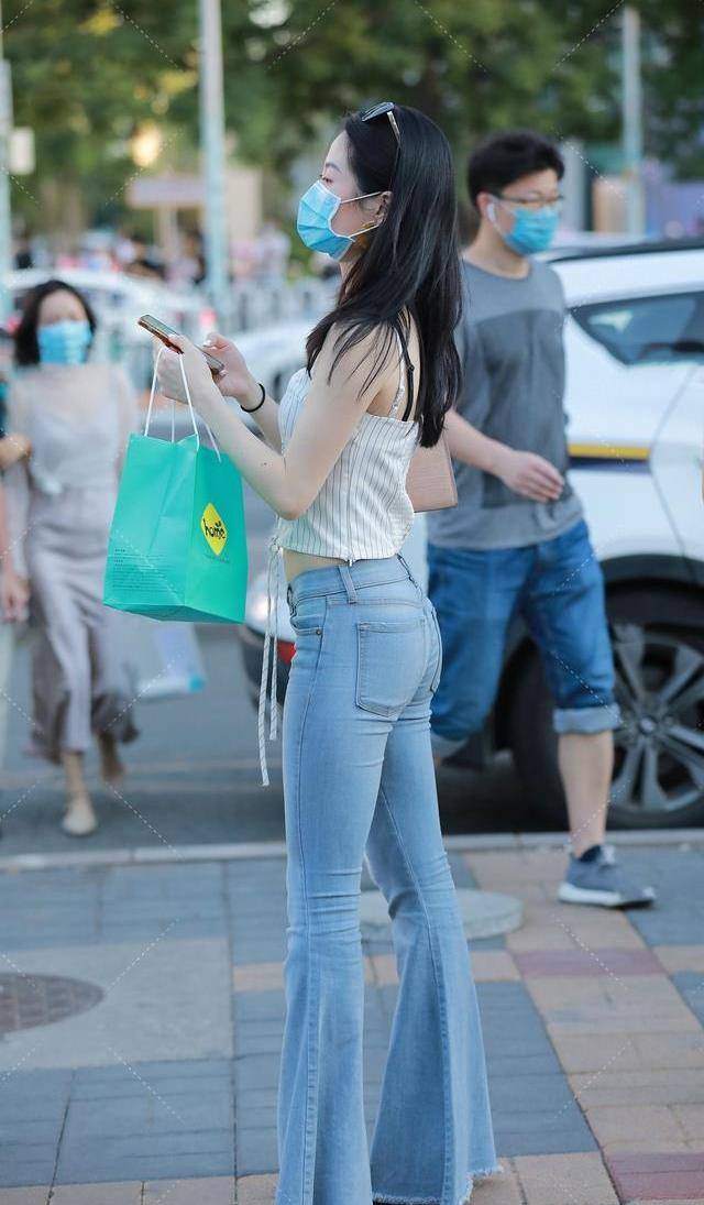 丽人|用流行服饰来表现出如此古典美，其魅力是一般服装无法比拟的