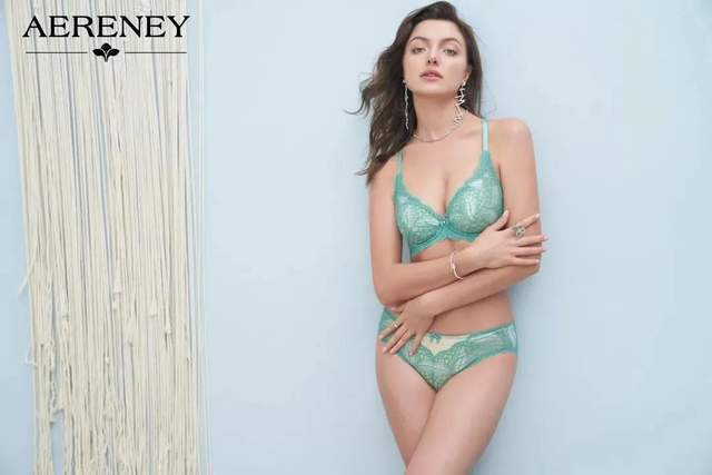 治愈|蝴蝶堂 | 爱亦心伊:闯入一场薄荷绿的白日梦境