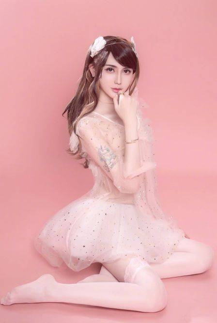 仙女|蛇精男男扮女装逆天了！丝袜穿出长筒袜，这位小仙女太美了！