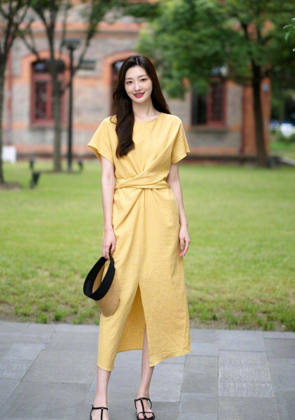 整体|穿连衣裙时，建议少搭这三种鞋子，显腿短！多穿这3种，舒适百搭