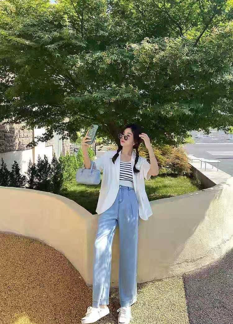 身材|青春减龄的牛仔裤搭配好了，温柔时髦又显高挑，很适合小个子女生