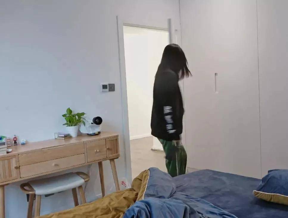 中岛|看到张柏芝卧室时我惊呆了：仿佛看到了我自己