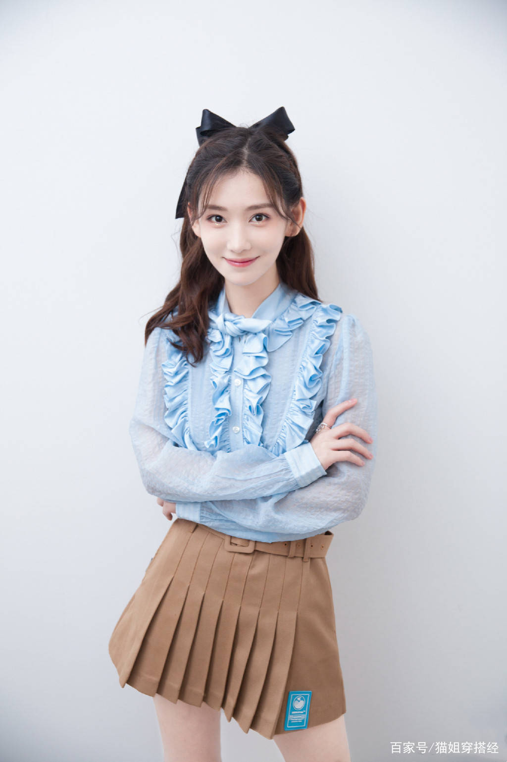 毛衣|《司藤》沈银灯反差大：剧中阴险遭人恨，戏外却打扮甜美真讨喜