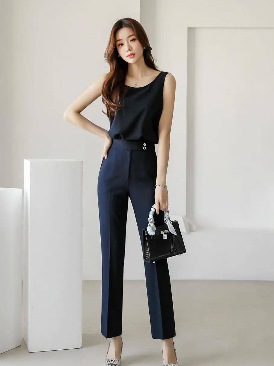 职场|行走职场，这样穿就对了！12套“温柔”办公室穿搭，利落还大气