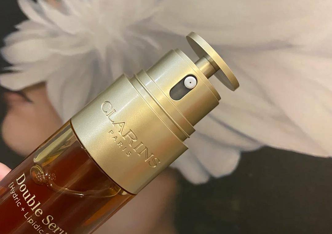 娇兰|用完小棕瓶后，能入眼的没几个！娇韵诗算一个，娇兰有钱就用