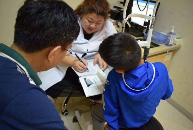 空腹|这5类食物不宜作为早餐，最好别给孩子吃，多少宝妈“踩雷”了？