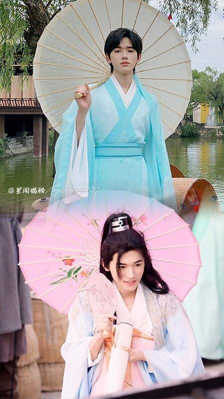 样子|男星古装撑伞造型,肖战、龚俊、宋亚轩,你最想和谁共撑一把伞?