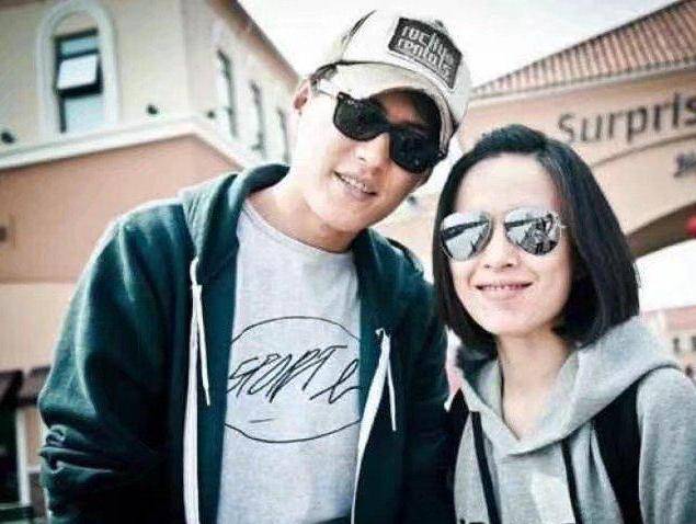 副业|靳东把我们骗得团团转，原来演员只是他的副业