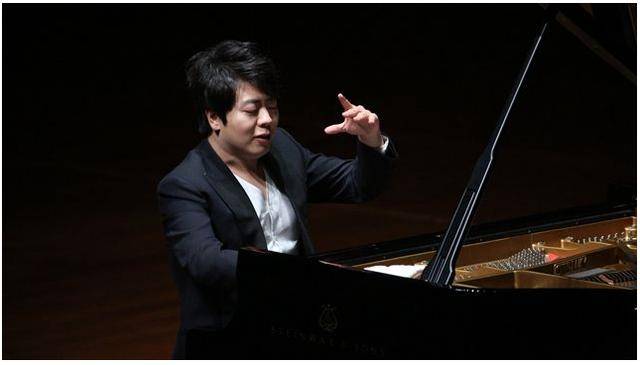 世界著名钢琴家的手长什么样 a930d3fe95ca4acb8f93904546bdf167.jpeg