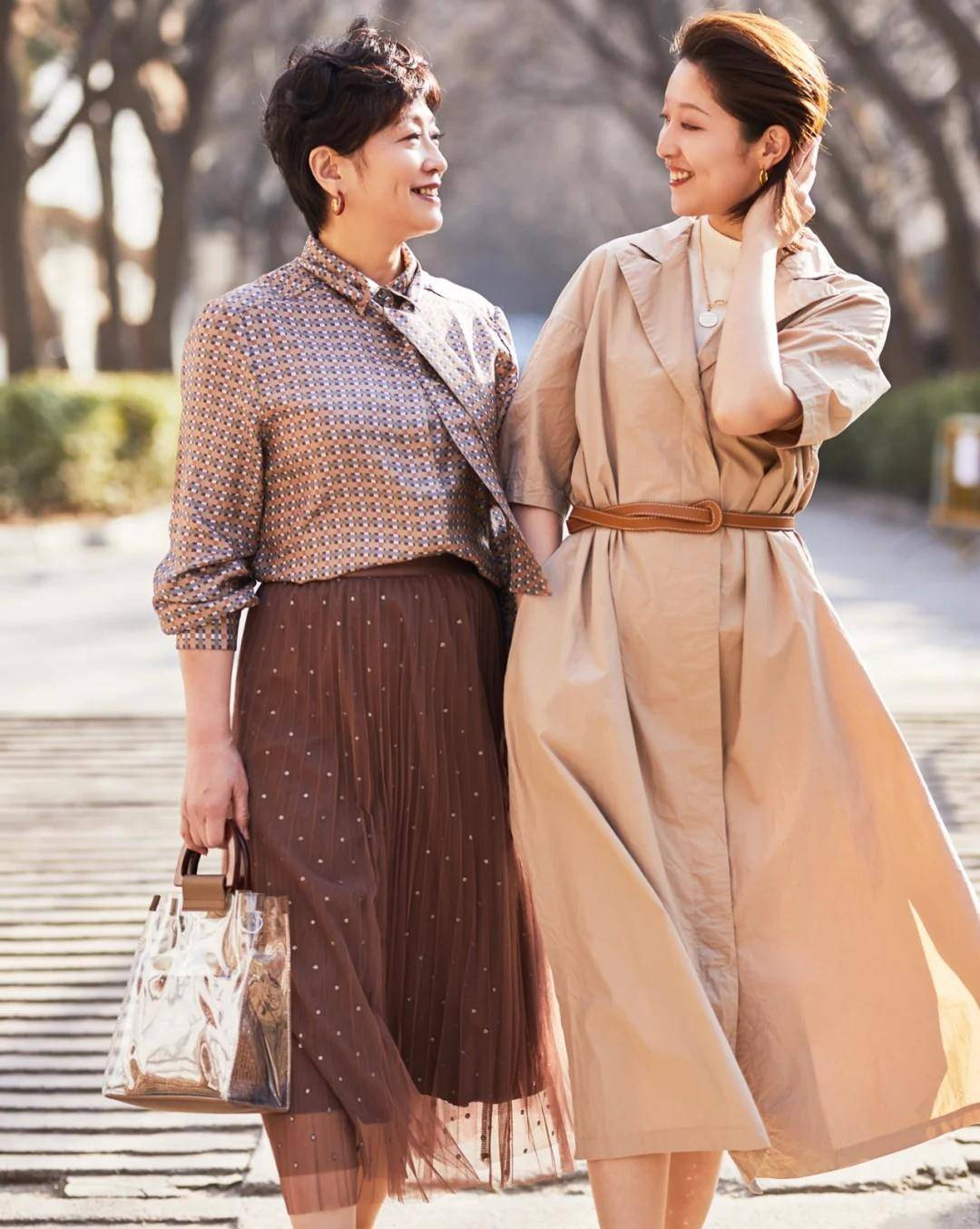 下半身|女人过了60岁，穿裙子要懂得“三要三不要”！才能美得优雅时髦