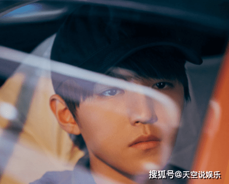 王俊凯电视剧重生之门 d15b075d035040cbb133aeb6c95e31ba.png