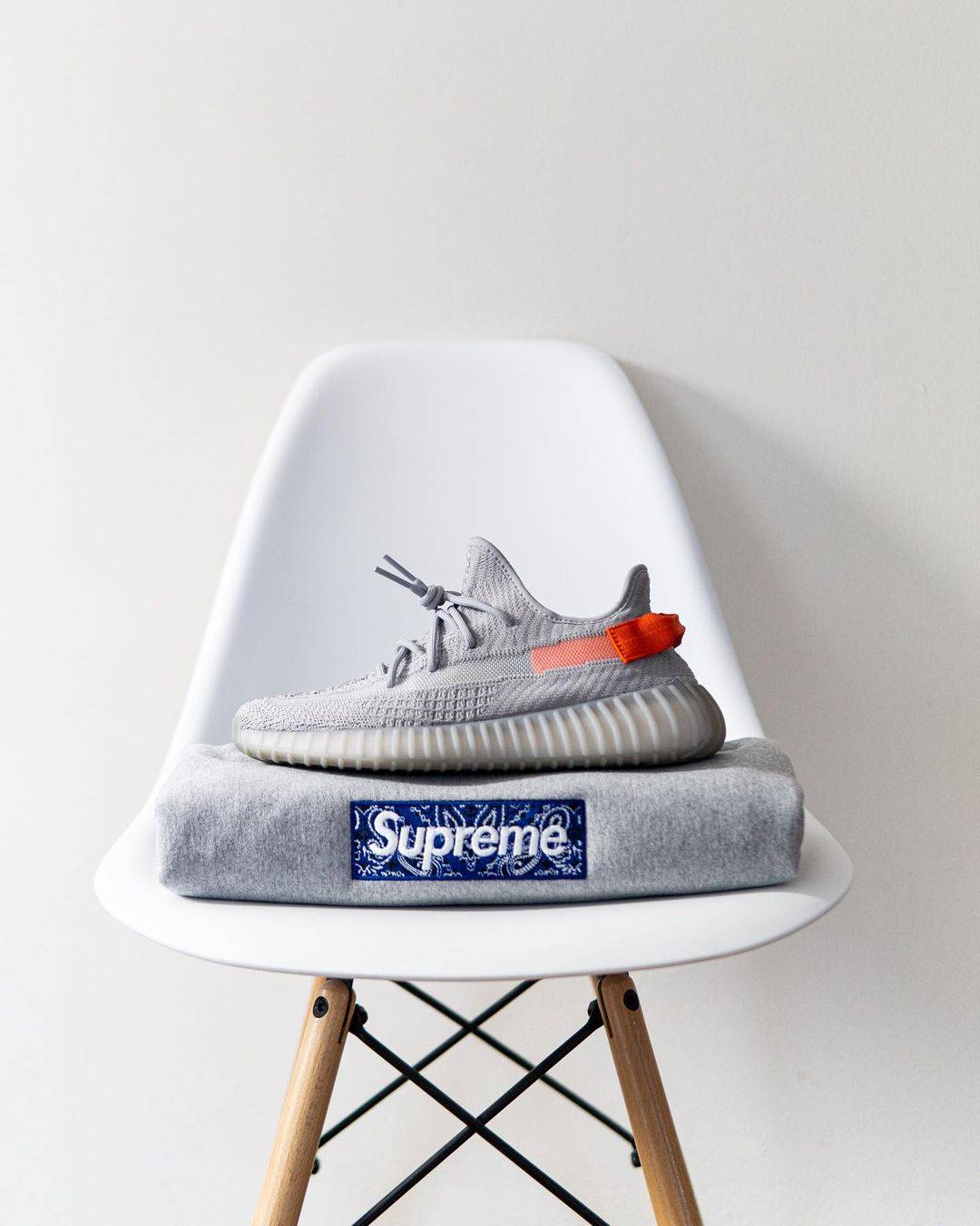入手|阿迪真把 Yeezy 价格打下来了！满天星跌了一万多！销量全线暴涨！