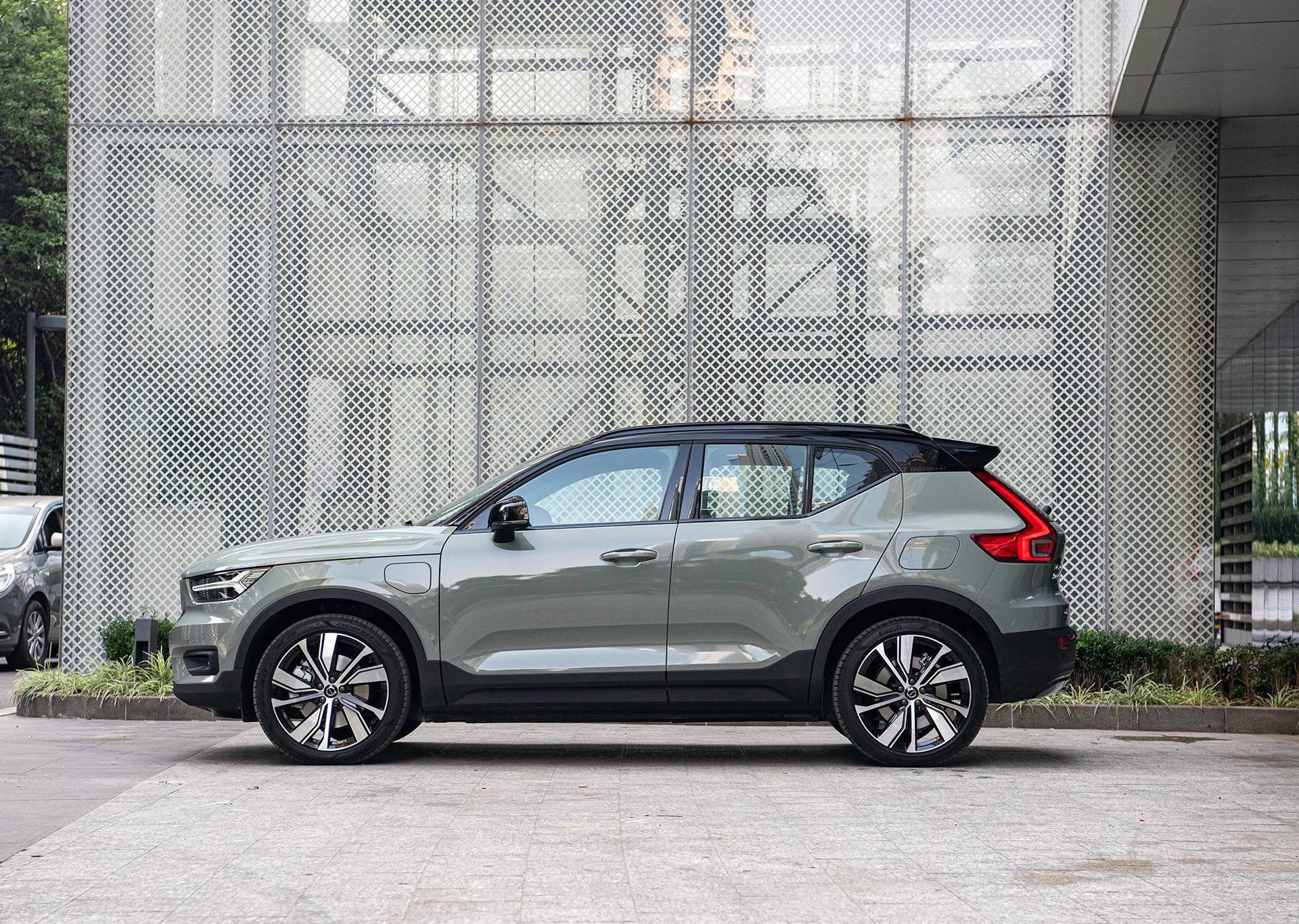 新款沃尔沃xc40纯电动版上市配置升级价格微调