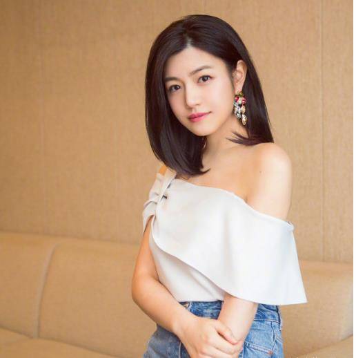 发型|圆脸女孩适合的发型,再加上配饰和妆容的修饰,真是美出了高级感