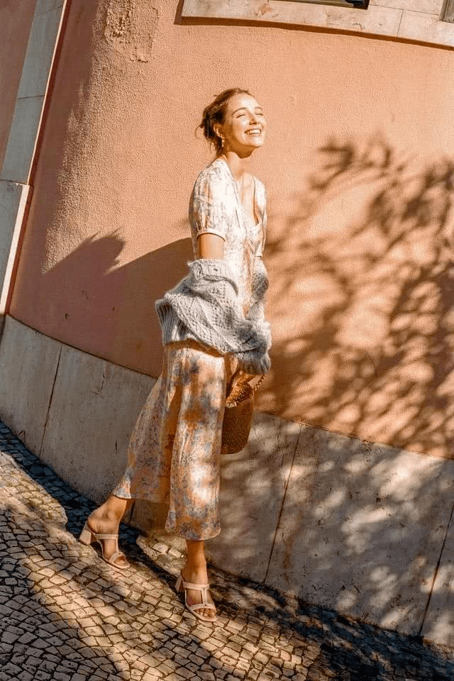 小白|连衣裙又成初秋的助攻！6条必备款时尚满分，拯救爱美的新手小白