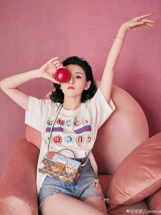 发型|迪丽热巴欧阳娜娜的短发 容易打理还显脸小