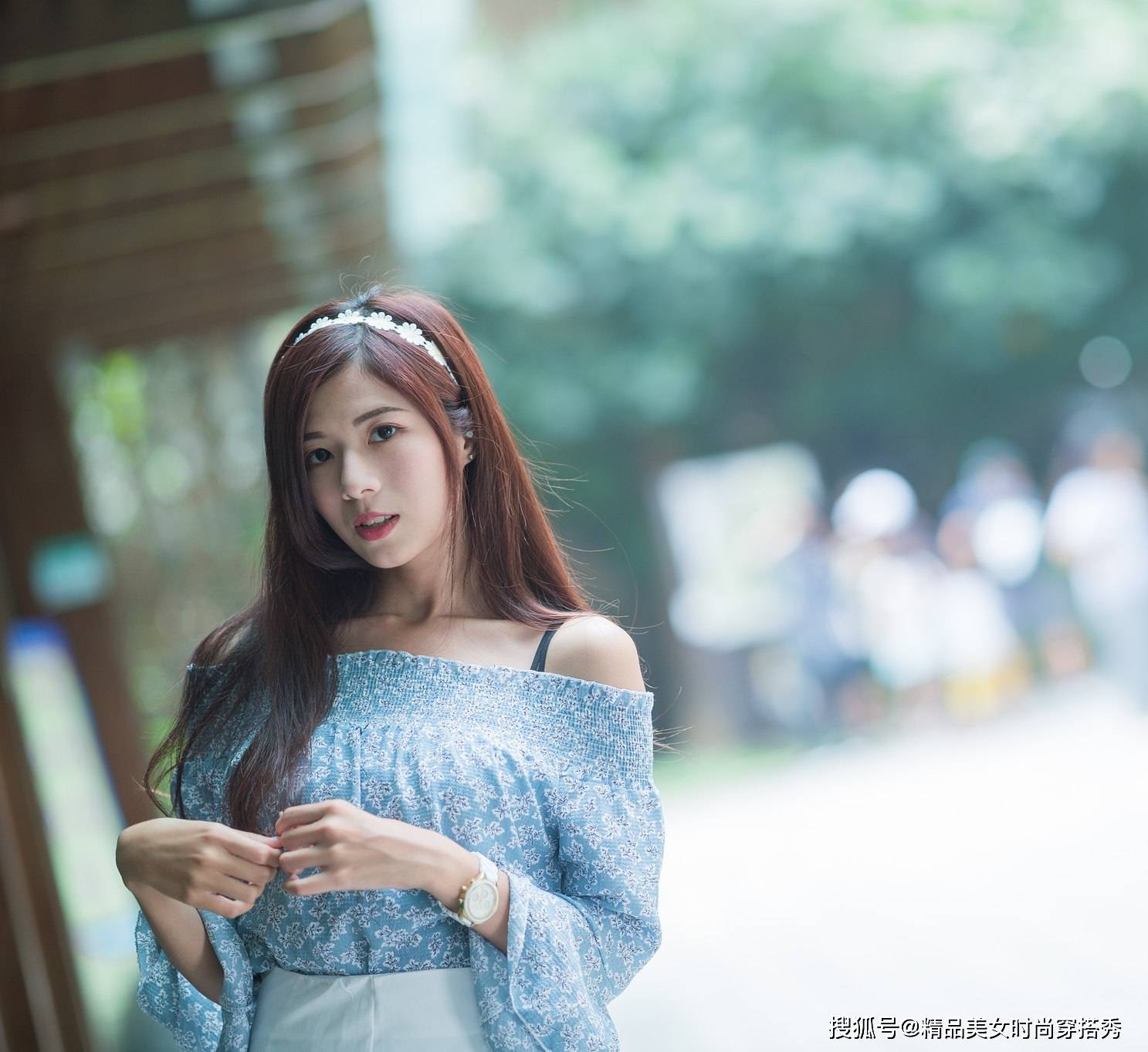 百褶|粉色百褶半身裙，简约又时尚，甜美又不失知性的美