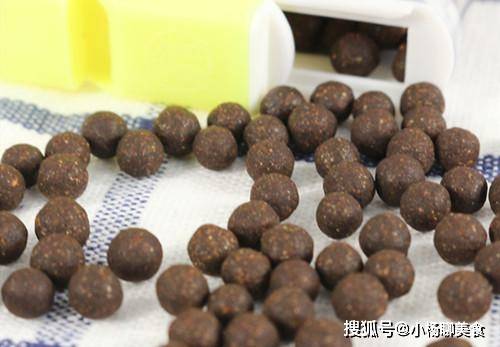 都是小|4种暴露年龄的糖果，吃过一半的都是小哥哥，全吃过的就是老大叔