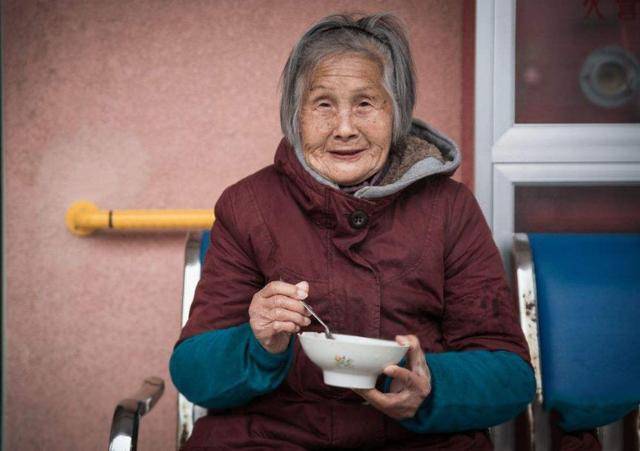 食谱|婆婆得了糖尿病,医生:按照这个食谱吃早餐,每天血糖都达标!