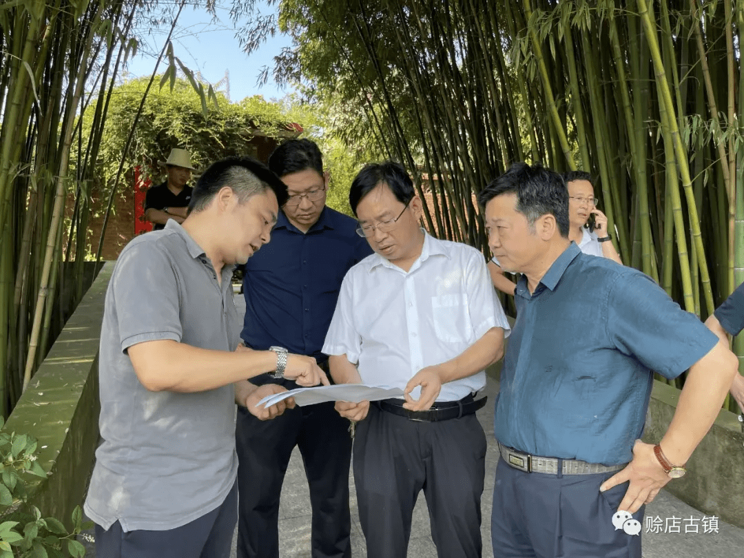 社旗县副县长韩岭到古镇入景口区域项目工地现场办公
