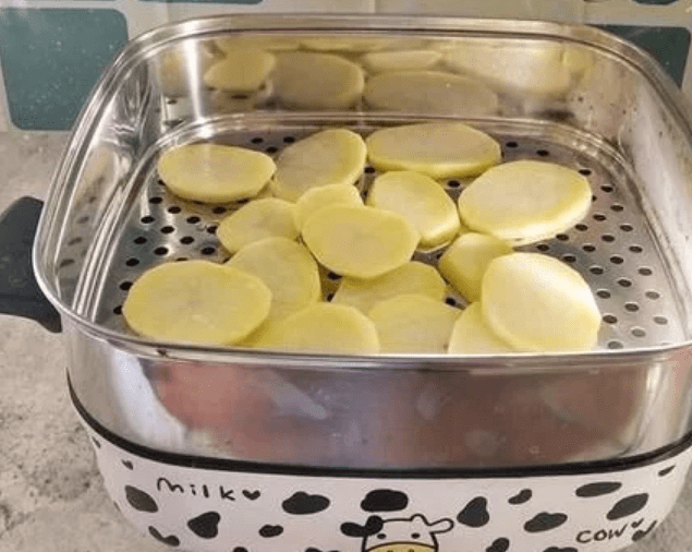 做法|立秋了,孩子早餐爱吃它,不用揉面,比馒头美味,做法简单又营养