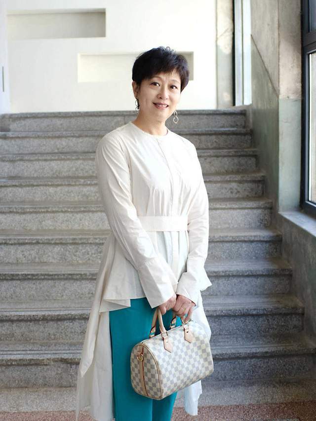 层次感|4、50岁的穿衣技巧分享,摆脱大妈感,让你减龄又气质时尚感