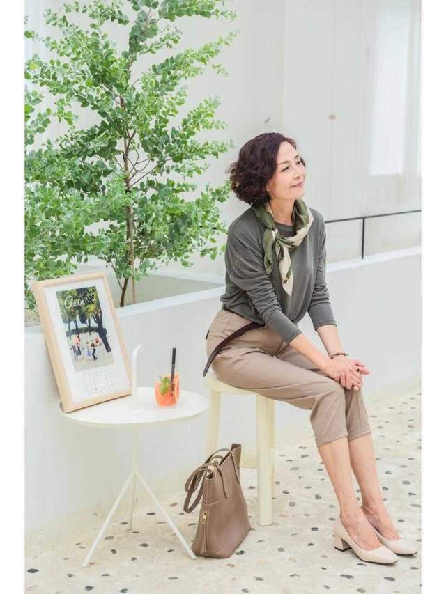 层次感|4、50岁的穿衣技巧分享，摆脱大妈感，让你减龄又气质时尚感