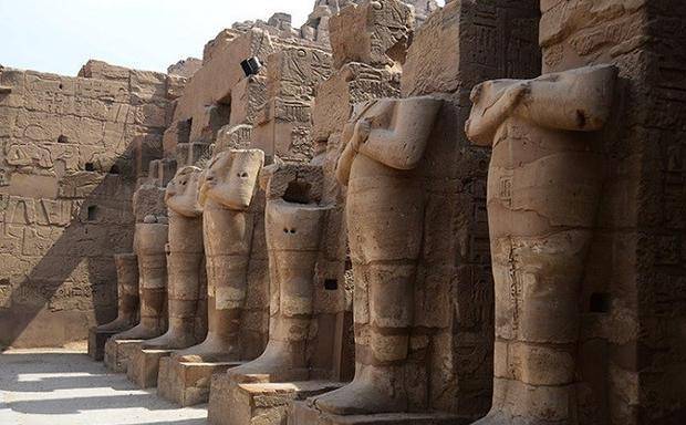 埃及帝国的鼎盛时期，埃及的建筑文化，以及埃及的国际地位