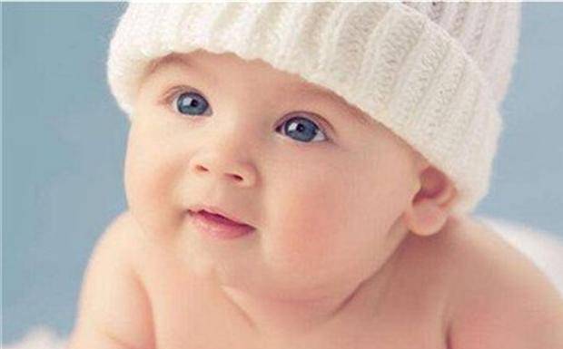 因为|我宁愿宝贝别赶在八月底出生 网友评论褒贬不一