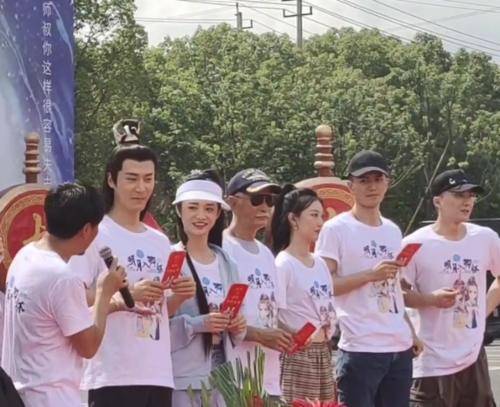 周洁琼新剧开机搭档茅子俊真养眼相差12岁依旧cp感满满