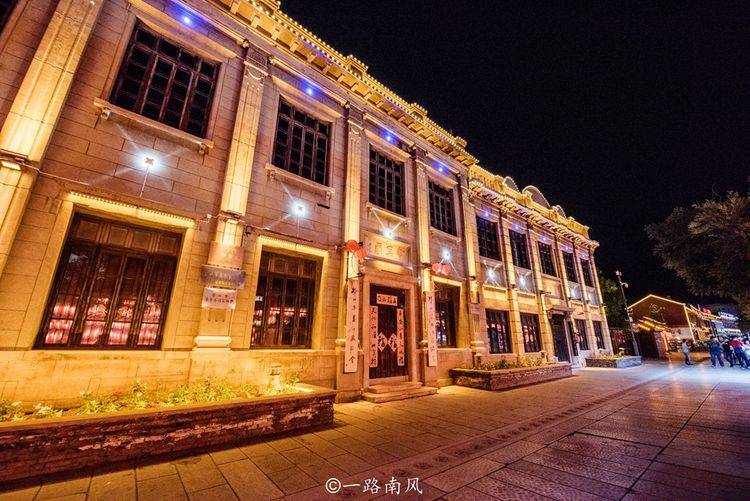 辽宁营口最繁华老街，百年建筑多达31处，民初风情浓郁，游客爱来