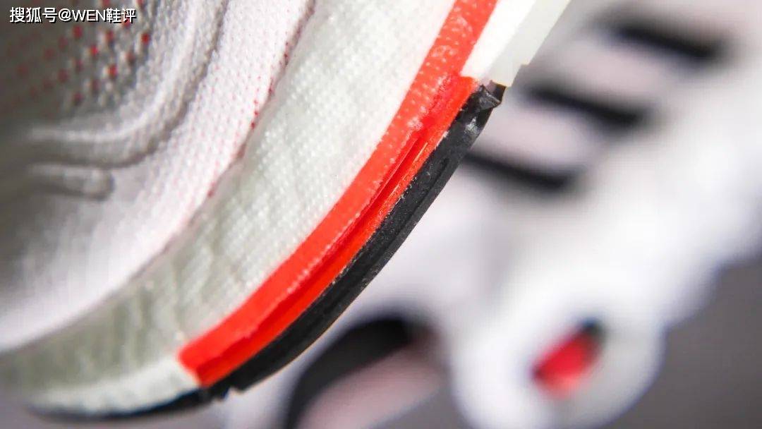 落差|原价一千五,现在近三折,Ultraboost21开箱