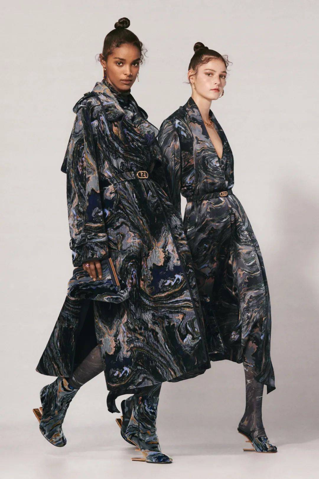 棕色|“实用派”的芬迪,你喜欢吗?FENDI2022度假系列
