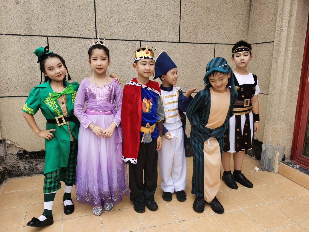 兄弟|心音艺术&高氏兄弟 联合打造的《皇帝的新装》 杀青啦