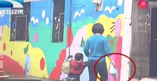 枕头|幼儿园阿姨上班 发现少了东西 园长：怎么还有人偷这个“东西”