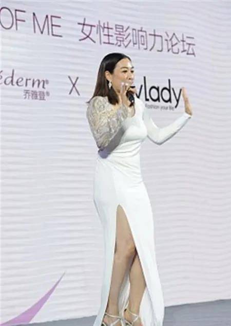 老公|钟丽缇和差十二岁老公在一起可不显老,肉感身材太撩人,成熟妩媚