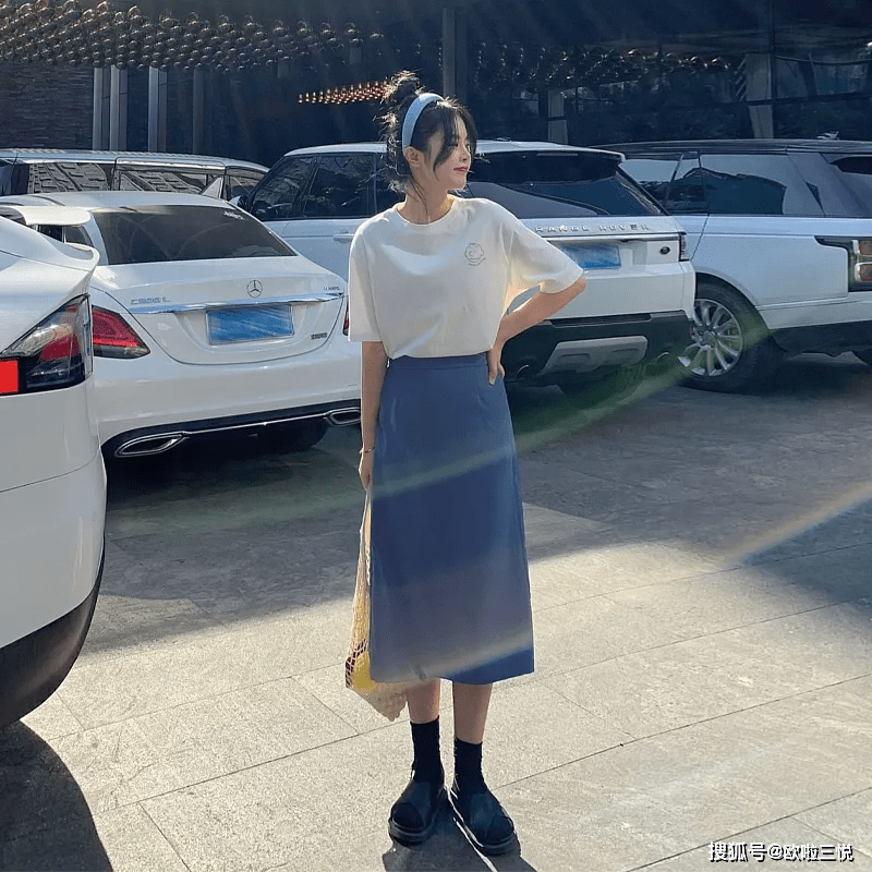 身长|夏秋多穿“半身长裙”，遮肉显瘦，衬出优雅气质