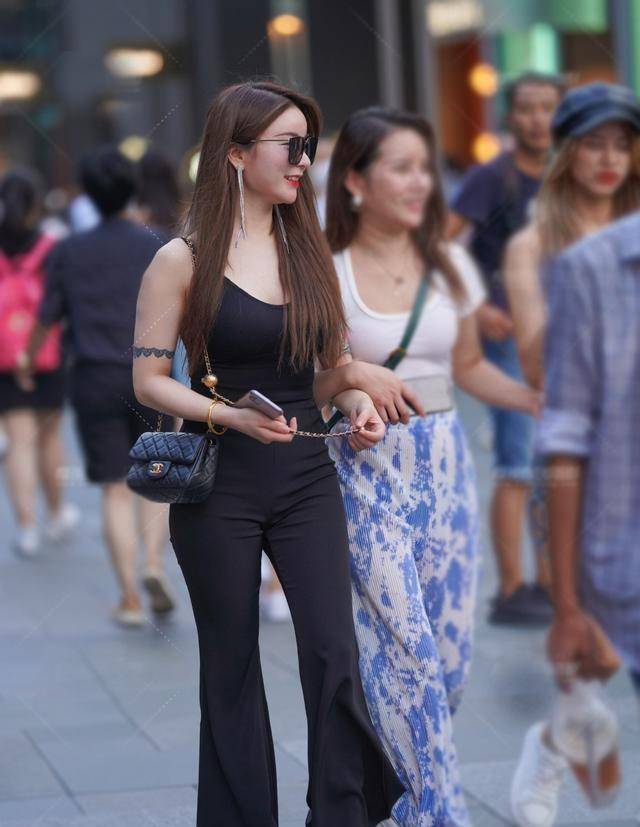 样式|瑜伽裤带来魅惑体态，显瘦又有气质，甜美气息尽显