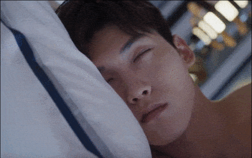 苏简|一连五部剧都是“一年合约婚姻”梗 现在的编剧都同一老师教的吗