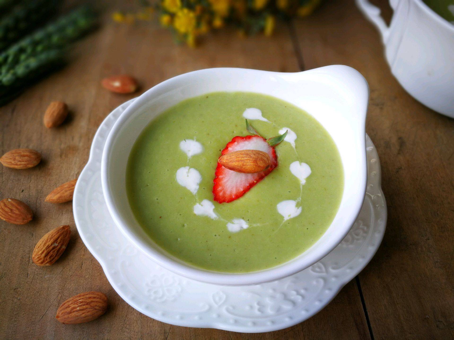 原创复刻西餐厅的豌豆浓汤清淡可口健康营养