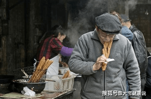 方法|经常吃早餐的人，停止三个错误，接下来教你如何健康地吃早餐！