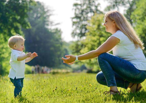 芭蕾|唤醒妈妈的美，三款时尚好穿的平底鞋，解锁妈妈的美！