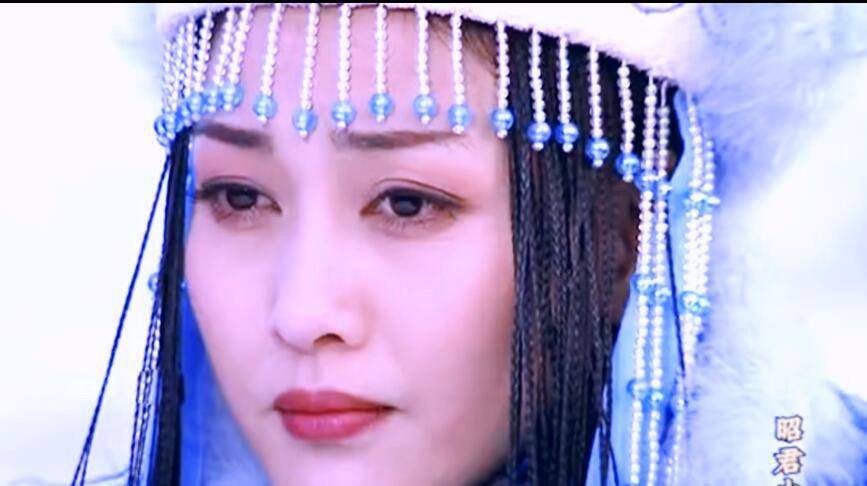 容垣|没想到啊，童年里那些“白光月”和“心机女配”，竟是一个人演的