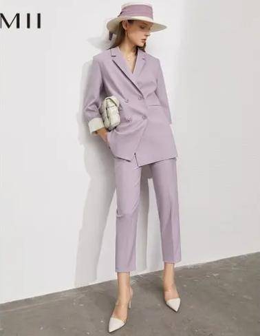 颜色|初秋这样搭配，显得很优雅