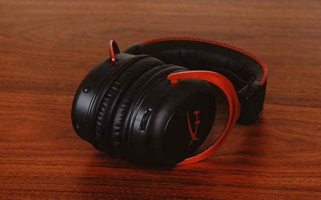 海绵|HyperX Cloud II 无线耳机评测：突破“线”制