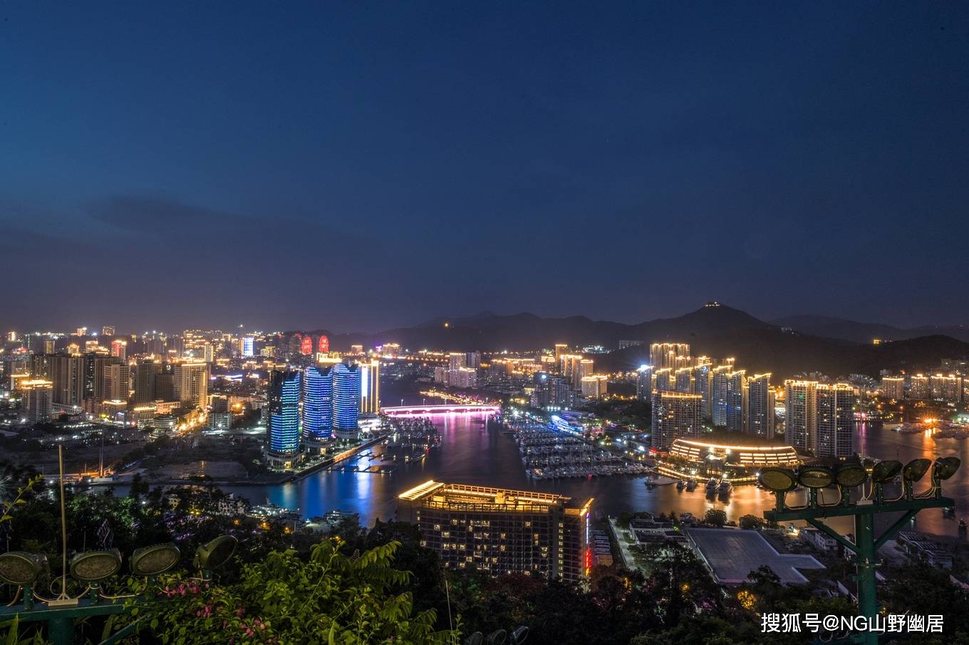 街景|三亚视角最开阔的景区：可俯视全城街景，视野堪比香港太平山！