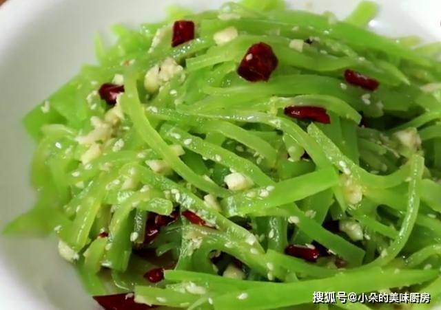 拍黄瓜凉拌做法不用放辣椒 09e9c7de054a480896b5c6567b0472e6.jpeg