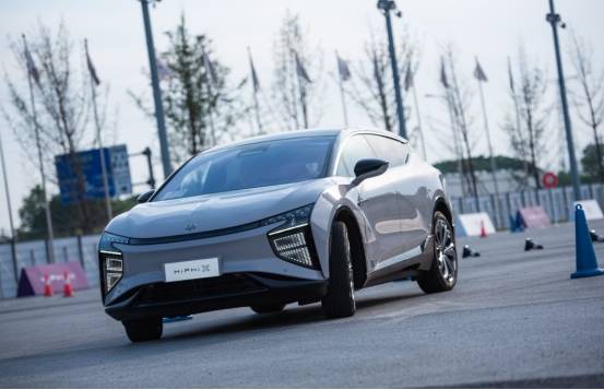 bba排行_50万以上豪华纯电销量排行,高合反超BBA,位居第二!